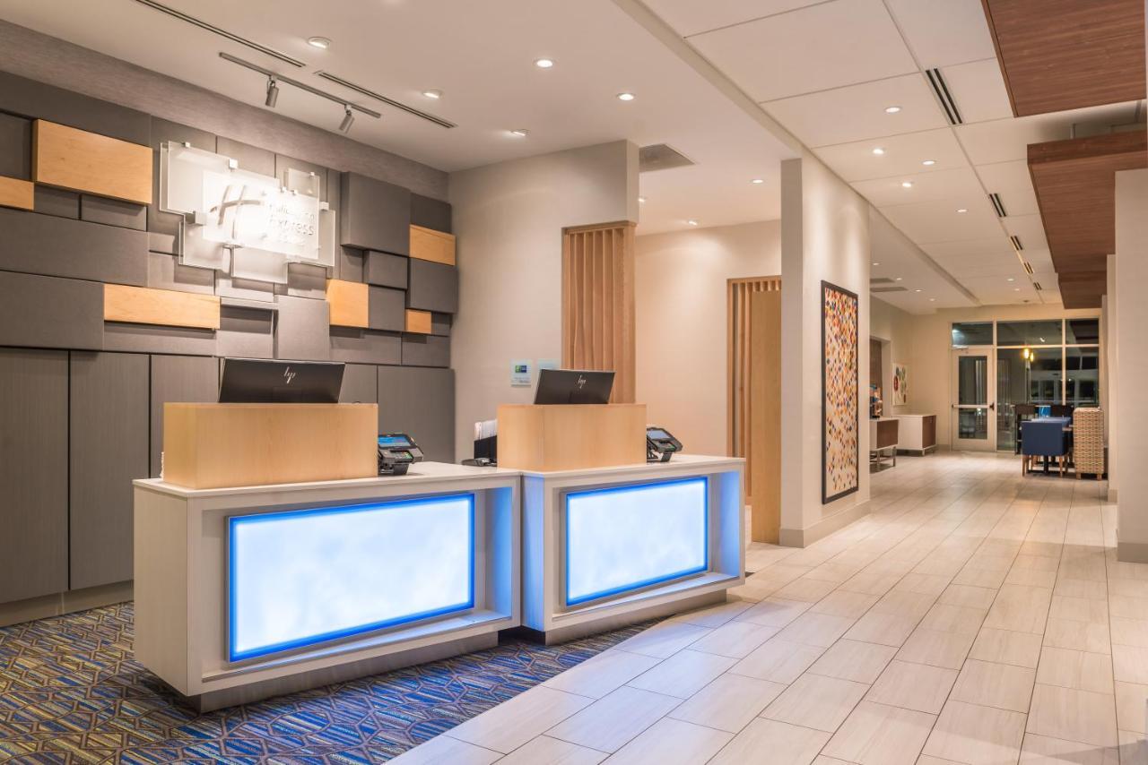 Holiday Inn Express & Suites Farmville By Ihg Εξωτερικό φωτογραφία