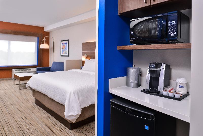 Holiday Inn Express & Suites Farmville By Ihg Εξωτερικό φωτογραφία