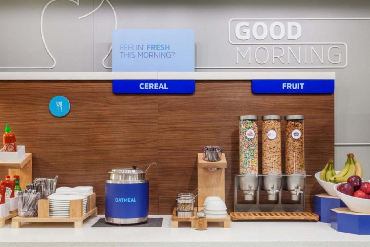 Holiday Inn Express & Suites Farmville By Ihg Εξωτερικό φωτογραφία