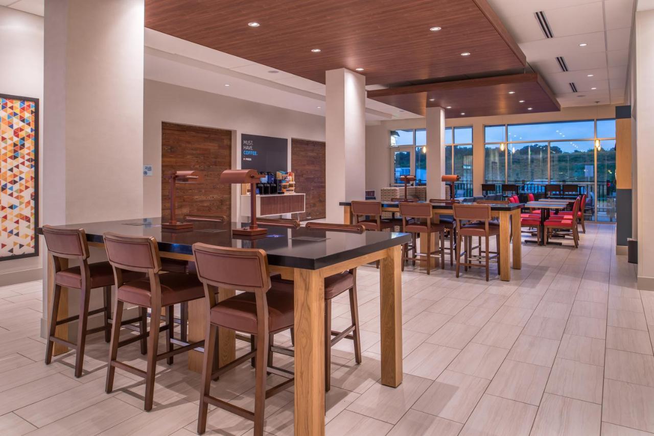 Holiday Inn Express & Suites Farmville By Ihg Εξωτερικό φωτογραφία